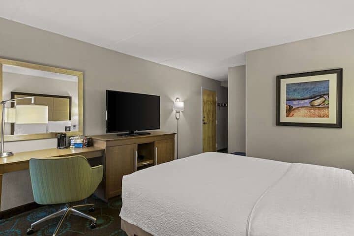Room 22 of 68