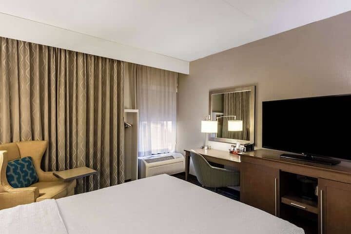 Room 31 of 68